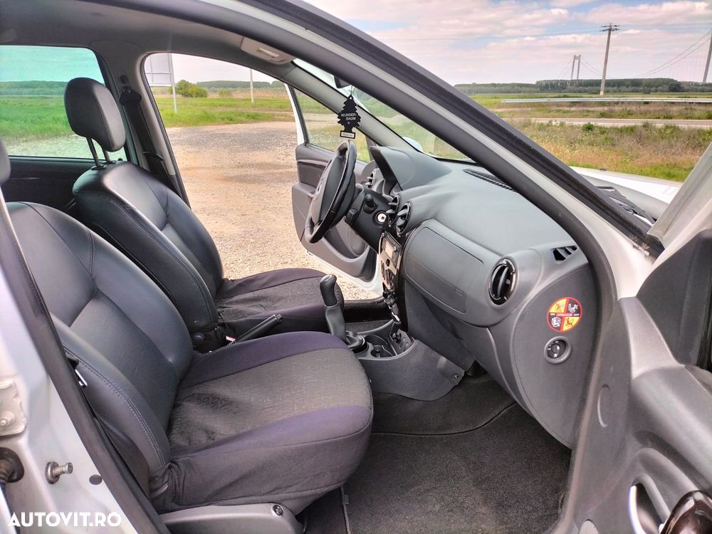 Dacia Duster 1.6 16V 105 4x2 Laureate - 6