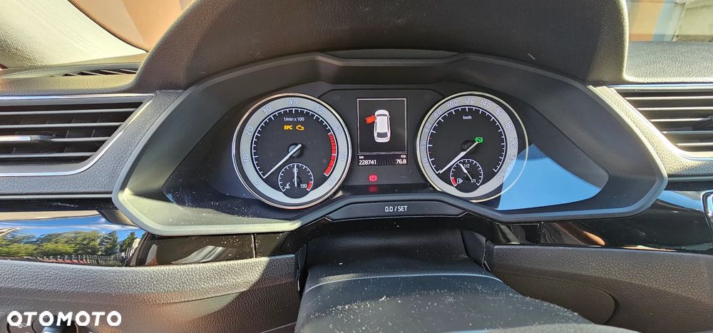 Skoda Superb 2.0 TSI 4x4 L&K DSG - 14