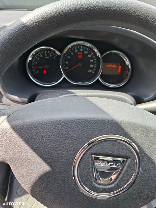 Dacia Logan 1.2 Ambiance - 8