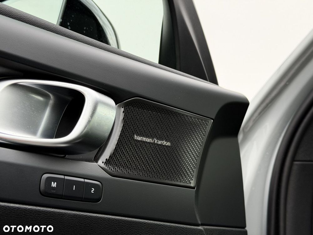 Volvo XC 40 - 16