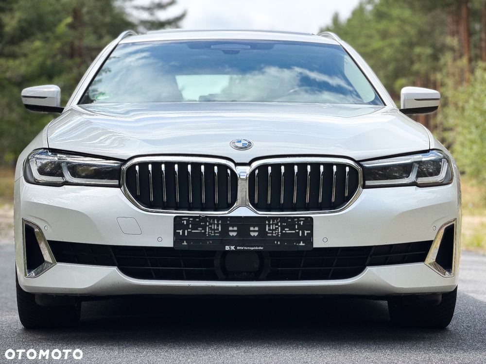 BMW Seria 5 530d xDrive mHEV Luxury Line - 9