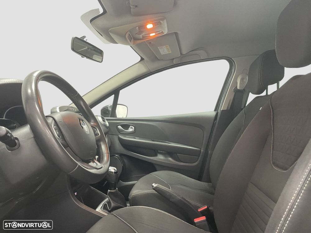 Renault Clio - 8