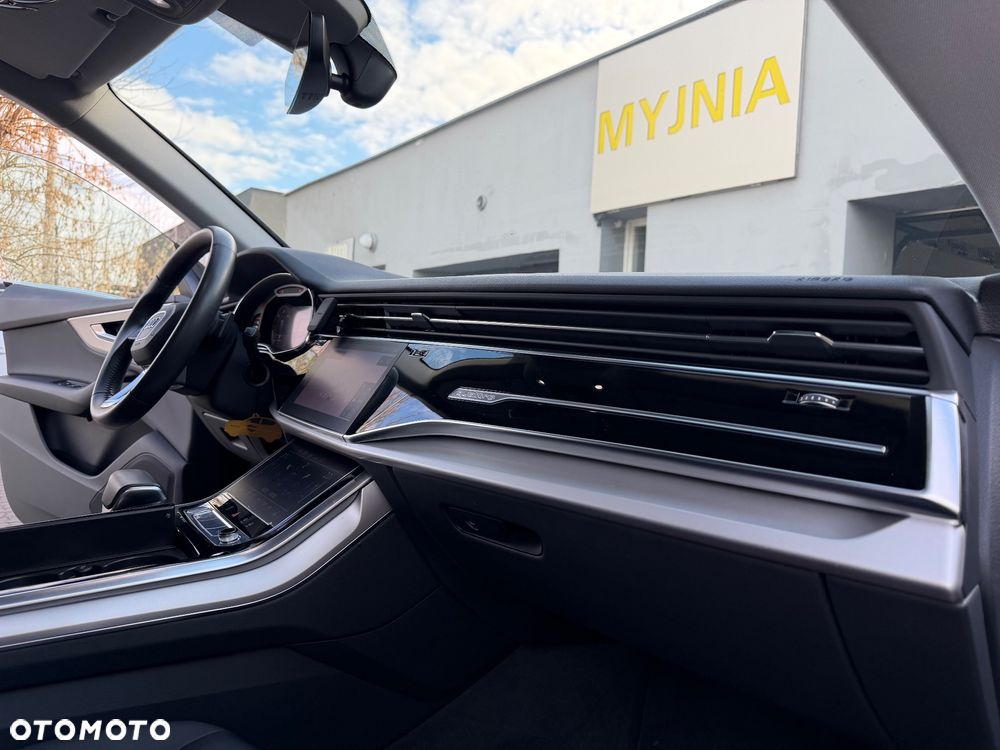 Audi Q8 2019