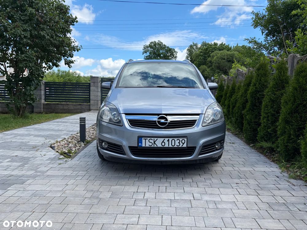 Opel Zafira 1.8 Family - 2