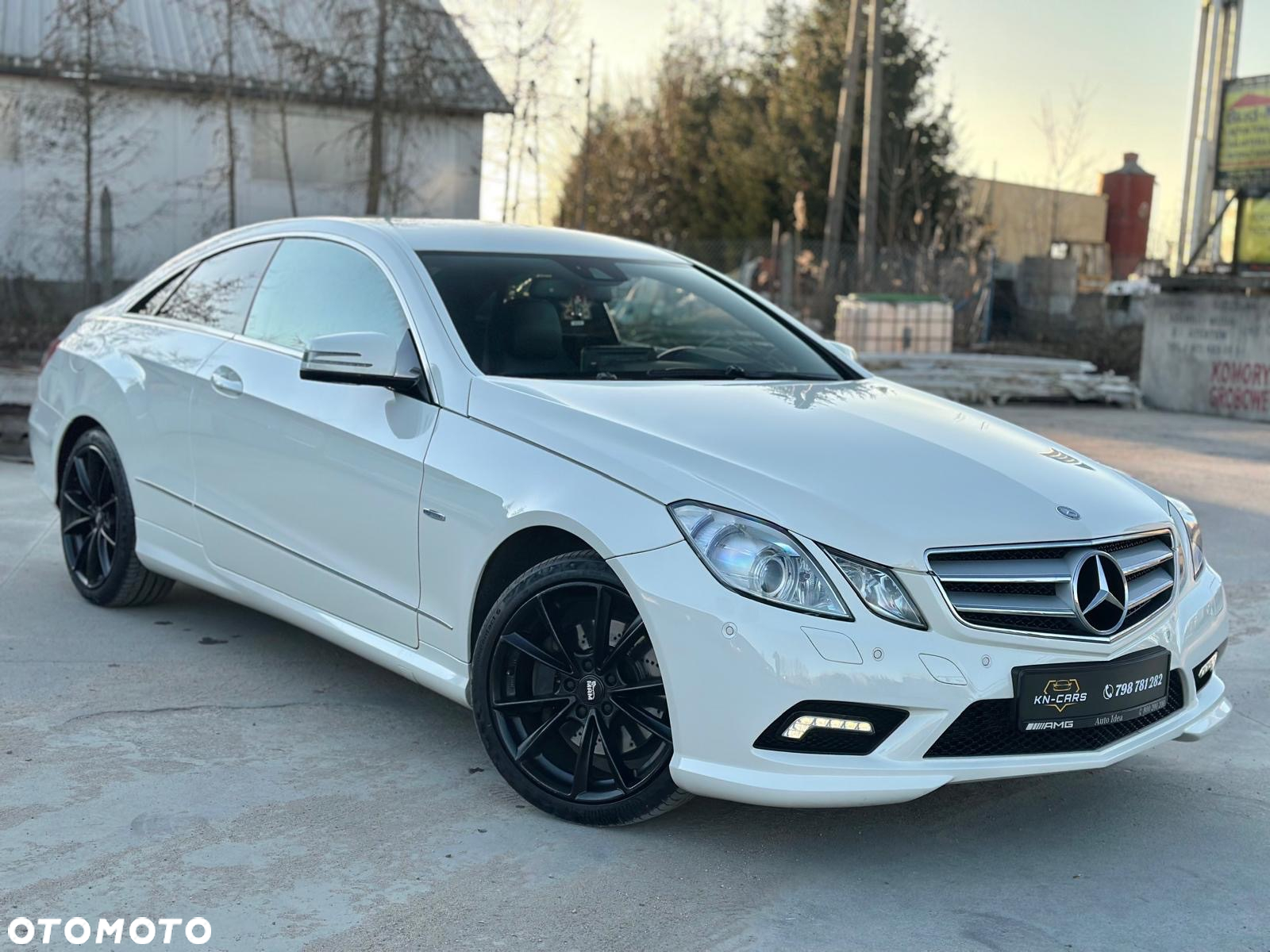 Mercedes-Benz Klasa E - 23