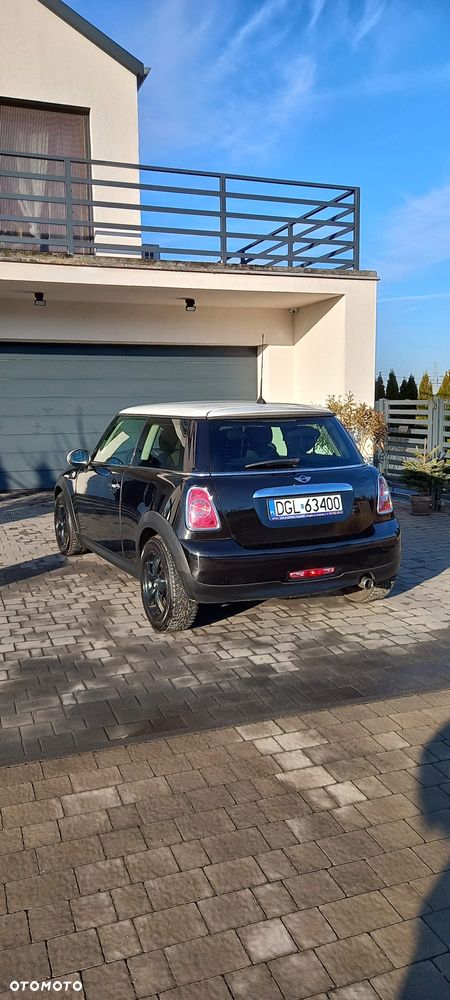 MINI Cooper Standard - 11