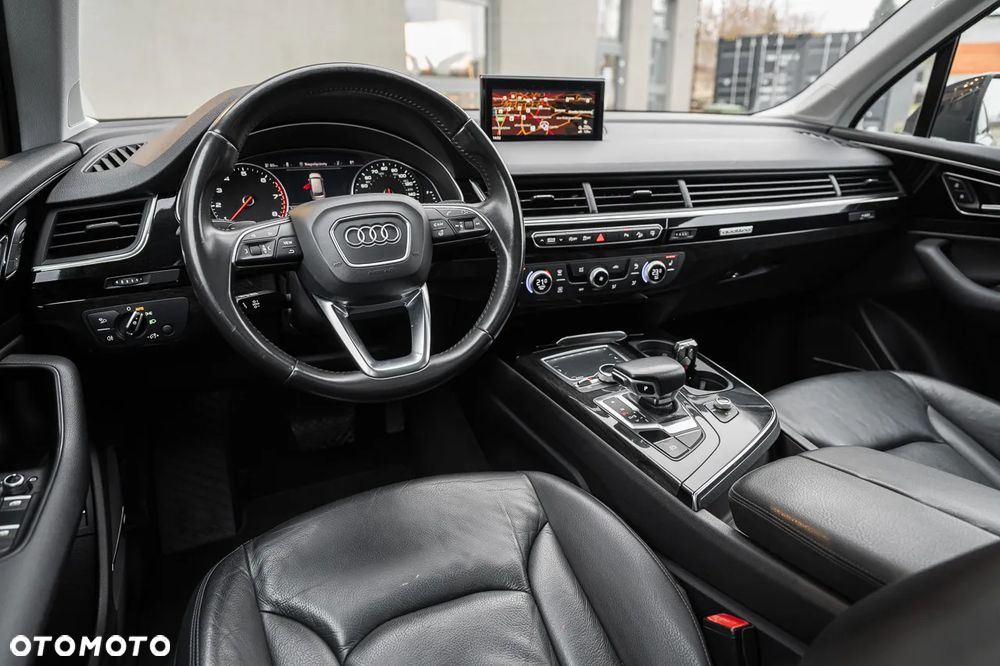 Audi Q7 - 30