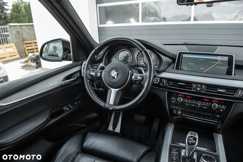 BMW X5 M M50d Sport-Aut - 25