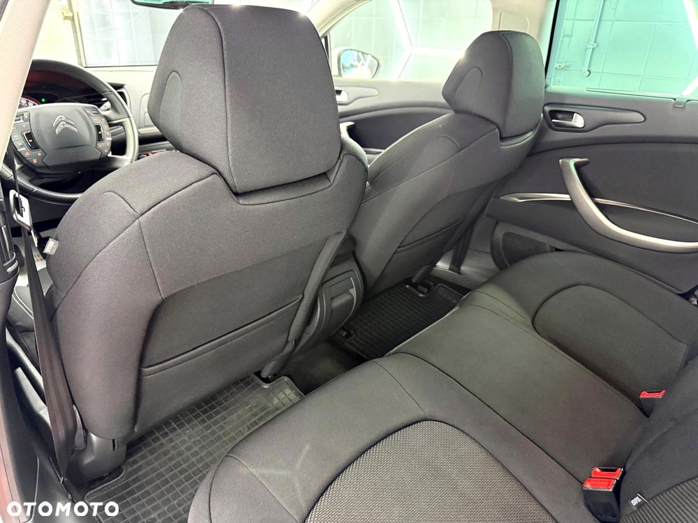 Citroën C5 HDi 115 FAP Business Class - 23