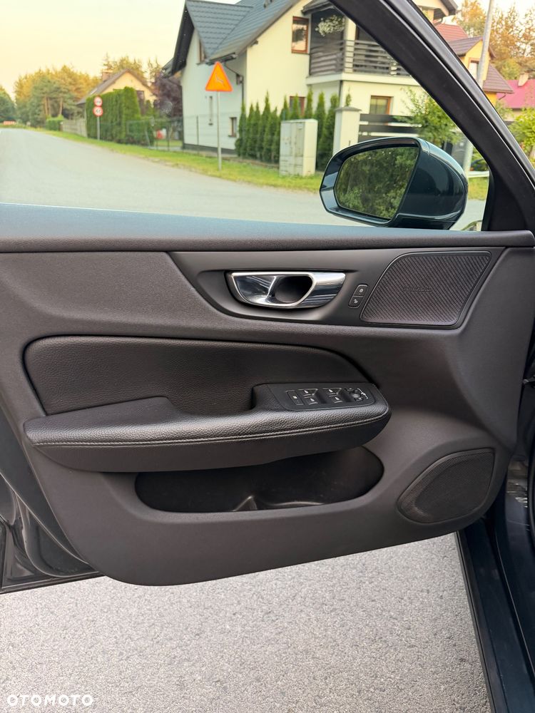 2018 Volvo V60 T6 AWD Geartronic Inscription, photograph 11