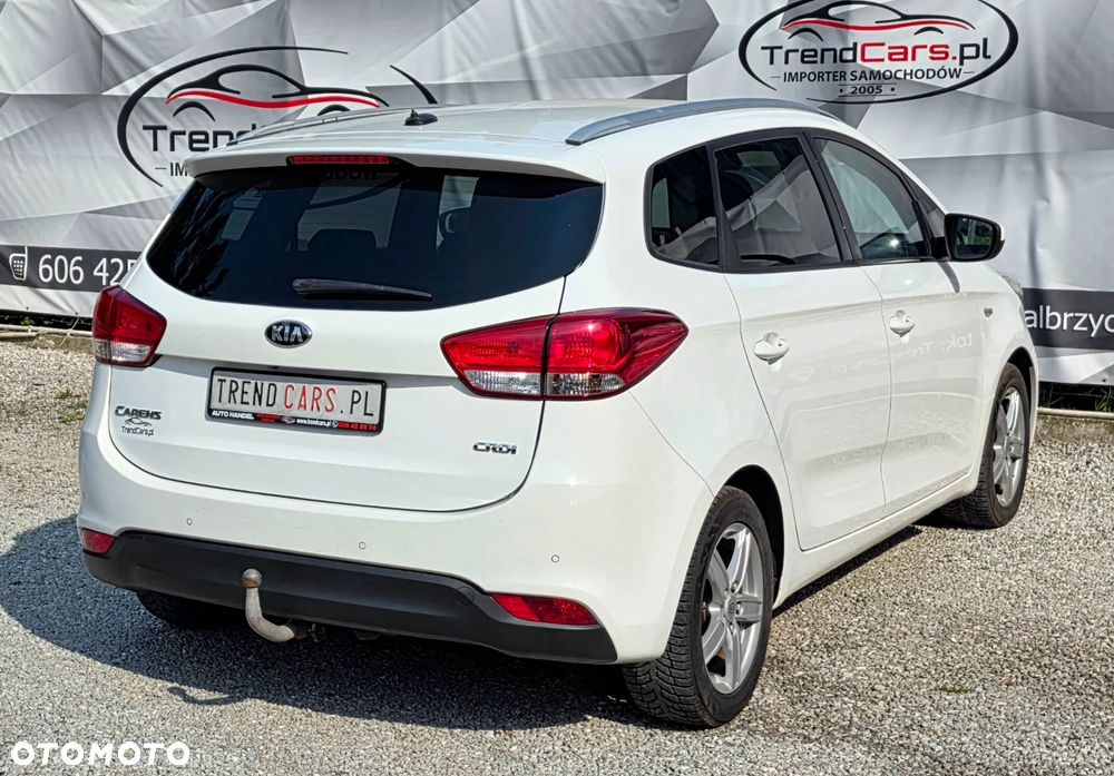 Kia Carens 1.7 CRDi 115 Dream-Team Edition - 6