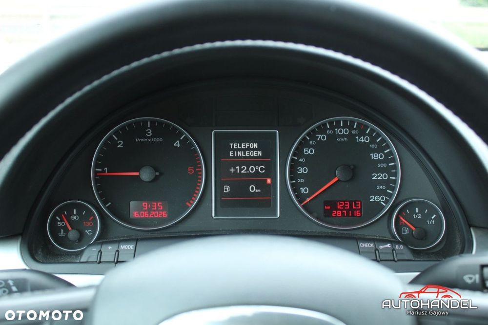 Audi A4 Avant - 13