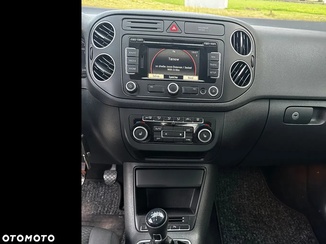 Volkswagen Golf Plus 1.6 TDI BlueMot Comfortline - 28