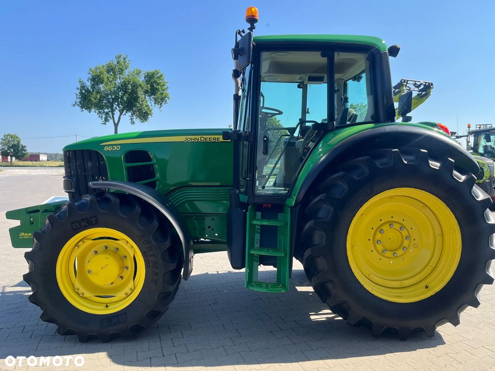 John Deere 6630 - 7