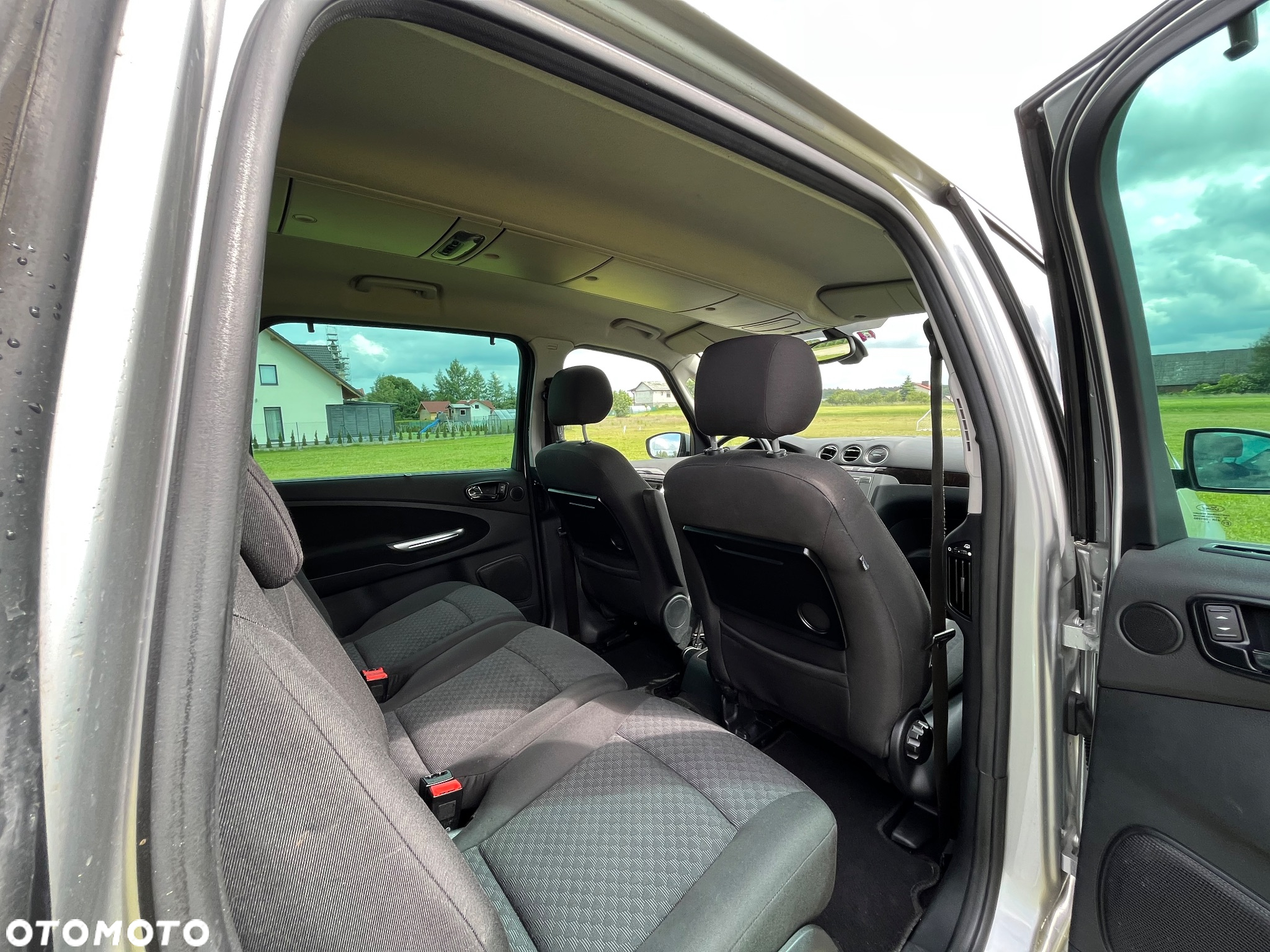 Ford Galaxy - 13