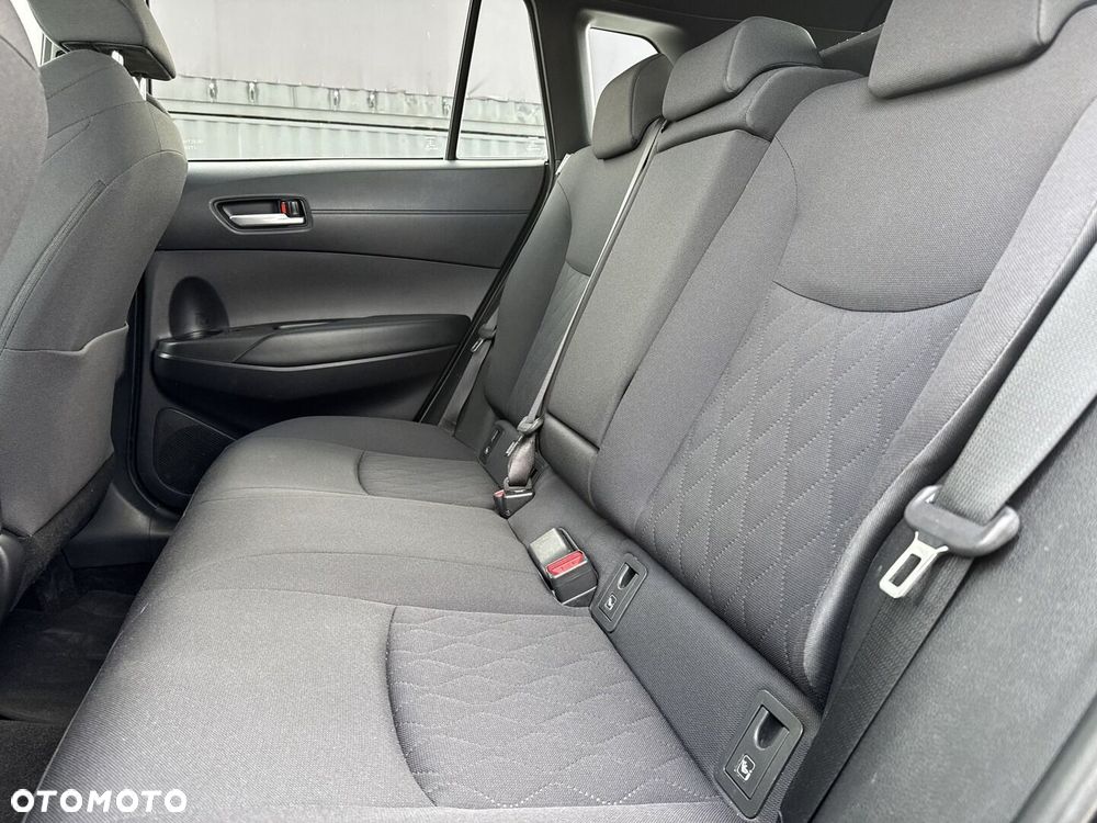 Toyota Corolla Cross - 11