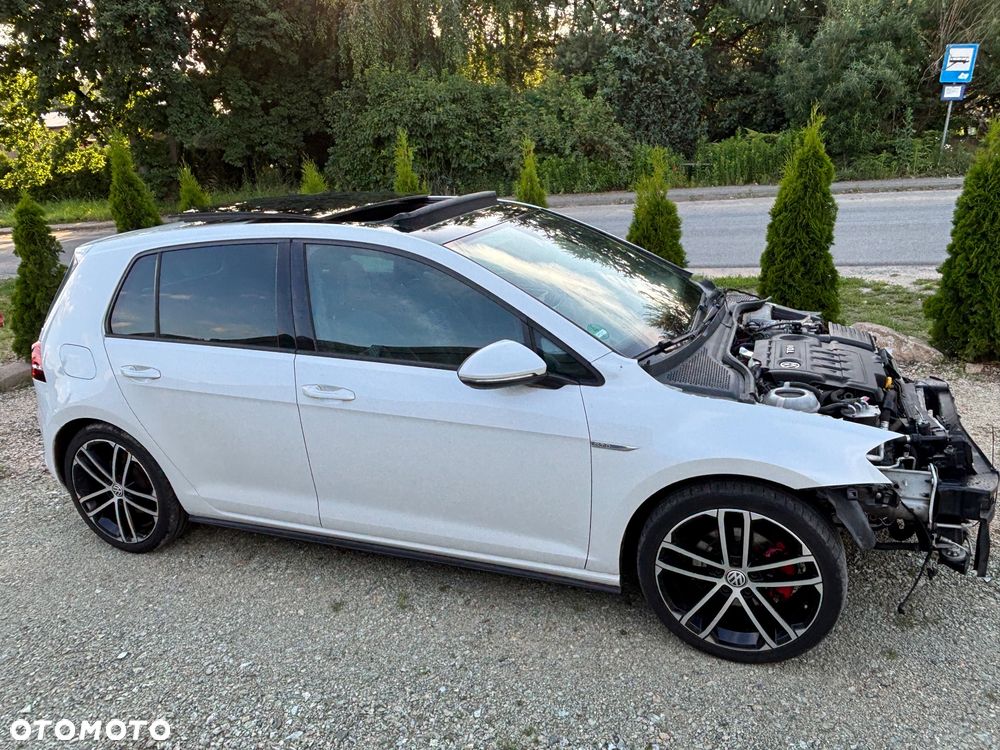 Volkswagen Golf GTD BlueMotion Technology - 24