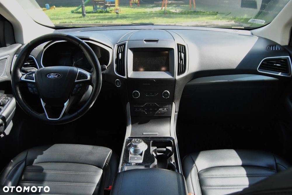 Ford Edge - 9