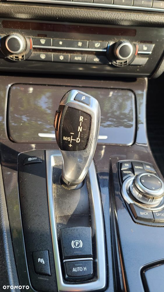 BMW Seria 5 520d - 12