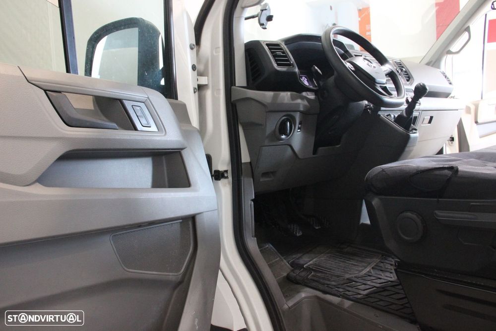 VW Crafter 35 2.0 TDI CT Longo - 11