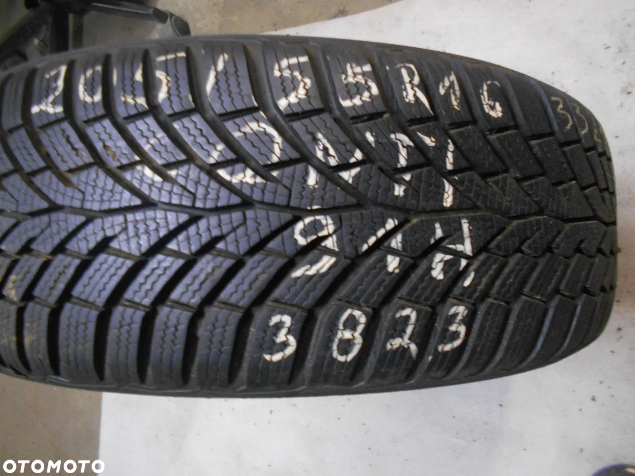 OPONA POJEDYNKA 205/55R16 CONTINENTAL WINTER CONTACT TS 870 DOT 3823 7.4MM - 1