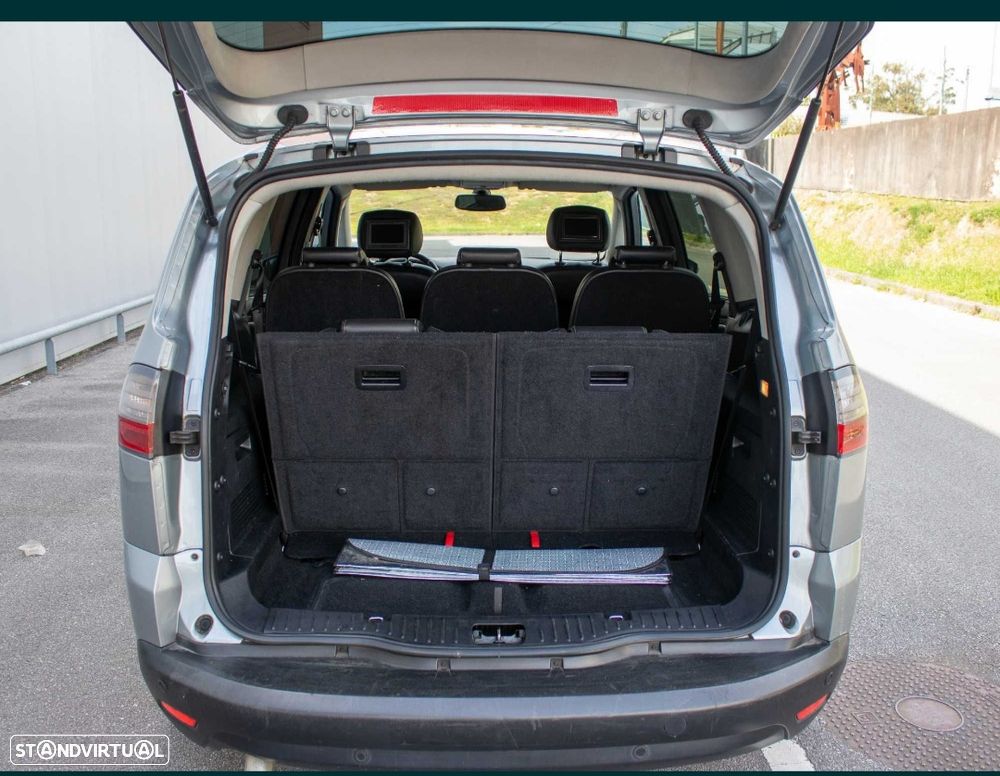 Ford S-Max 1.8 TDCi Titanium 7L - 3