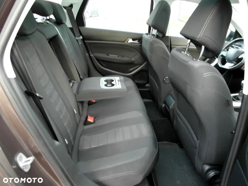 Peugeot 308 SW HDi FAP 150 Allure - 22