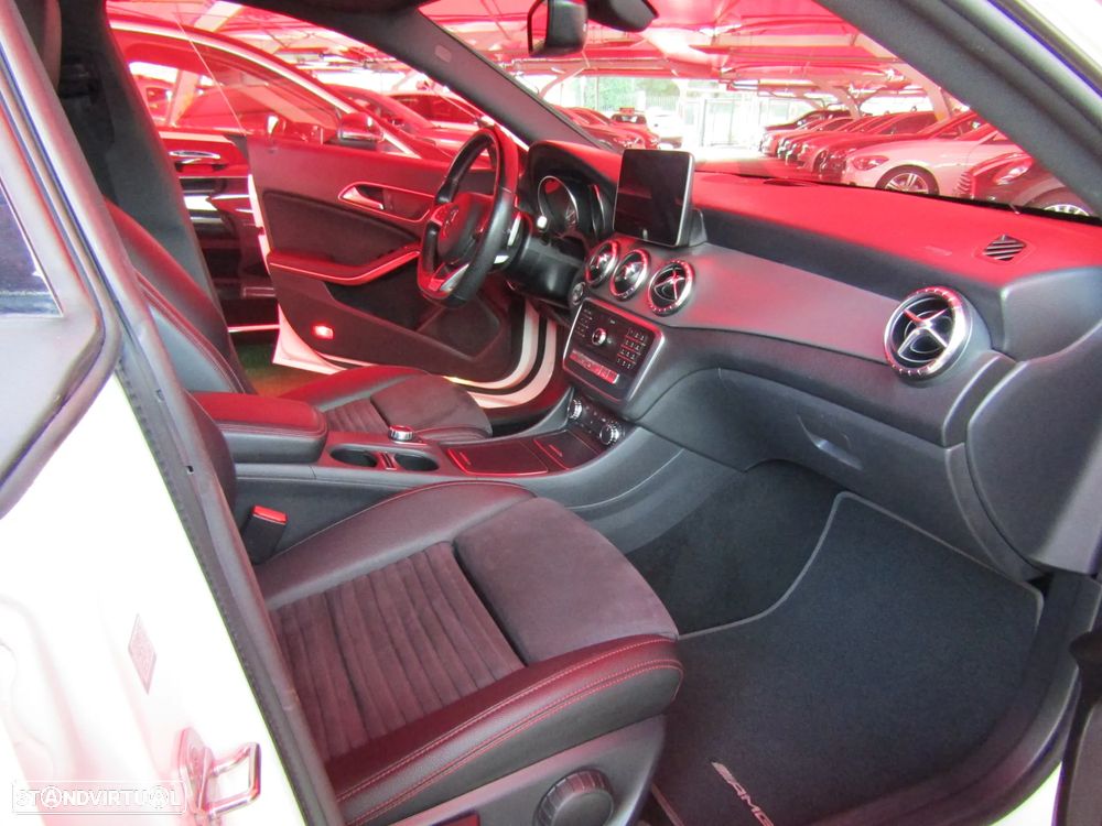 Mercedes-Benz CLA 200 d Shooting Brake AMG Line - 4