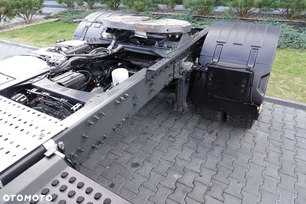 Volvo FM 460 / NISKA KABINA / PO KONTRAKCIE SERWISOWYM / EURO 6 - 13