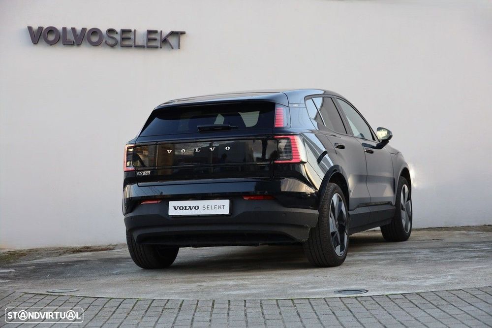 Volvo EX30 69 kWh Single Motor Extended Range Plus - 32