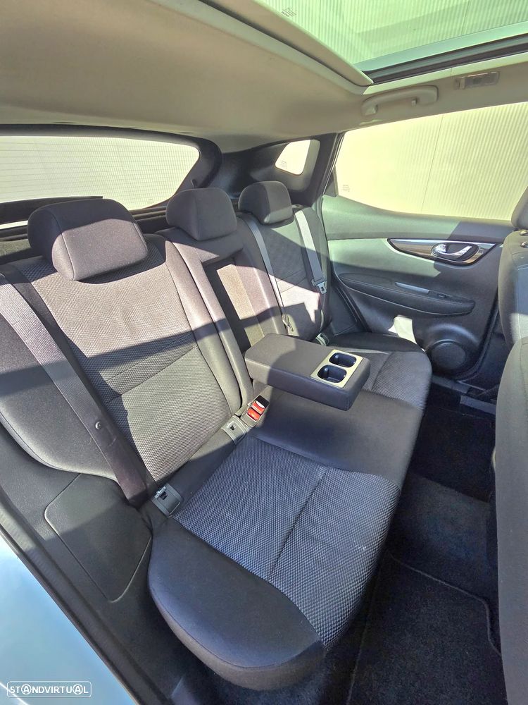 Nissan Qashqai 1.5 dCi N-Connecta 18 RS+PS - 6