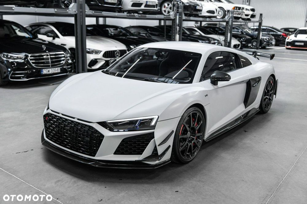 Audi R8 Coupé V10 RWD GT - 13
