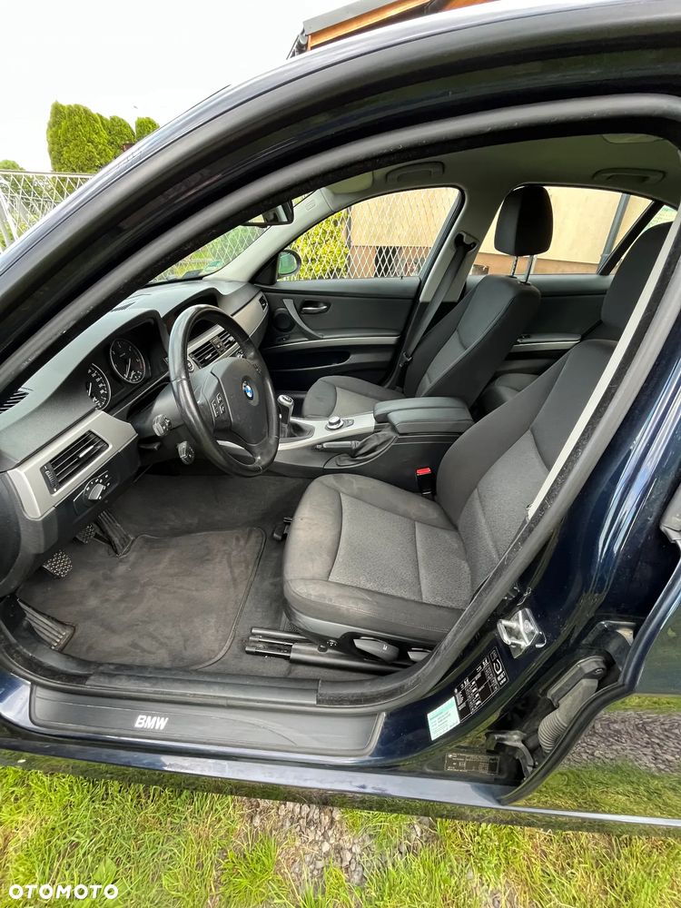 BMW Seria 3 320d - 13