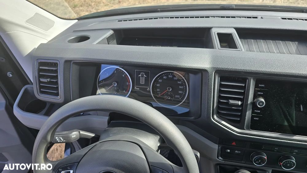 Volkswagen Crafter - 13