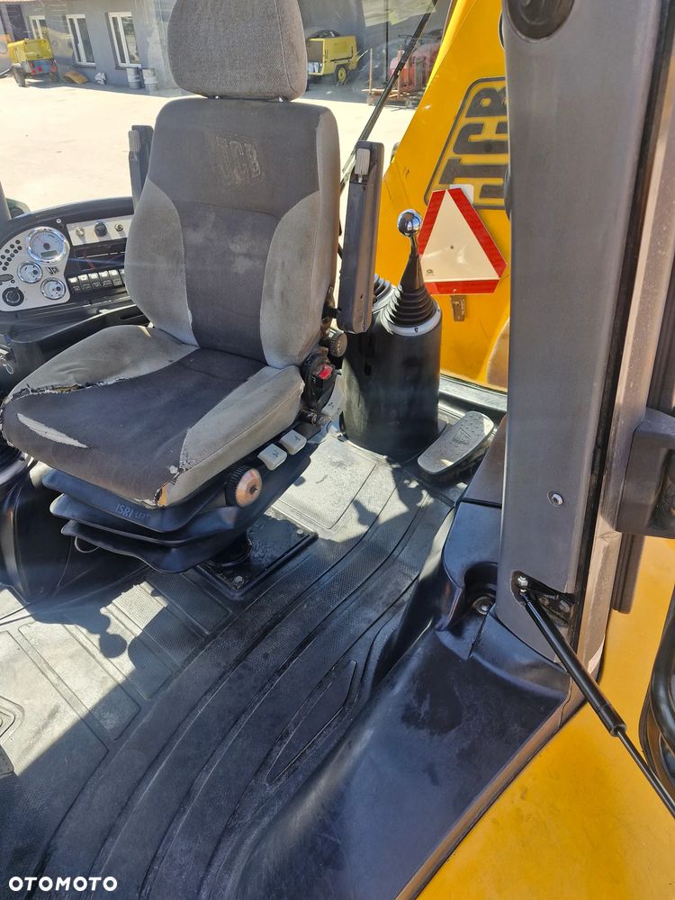 JCB 3cx - 10