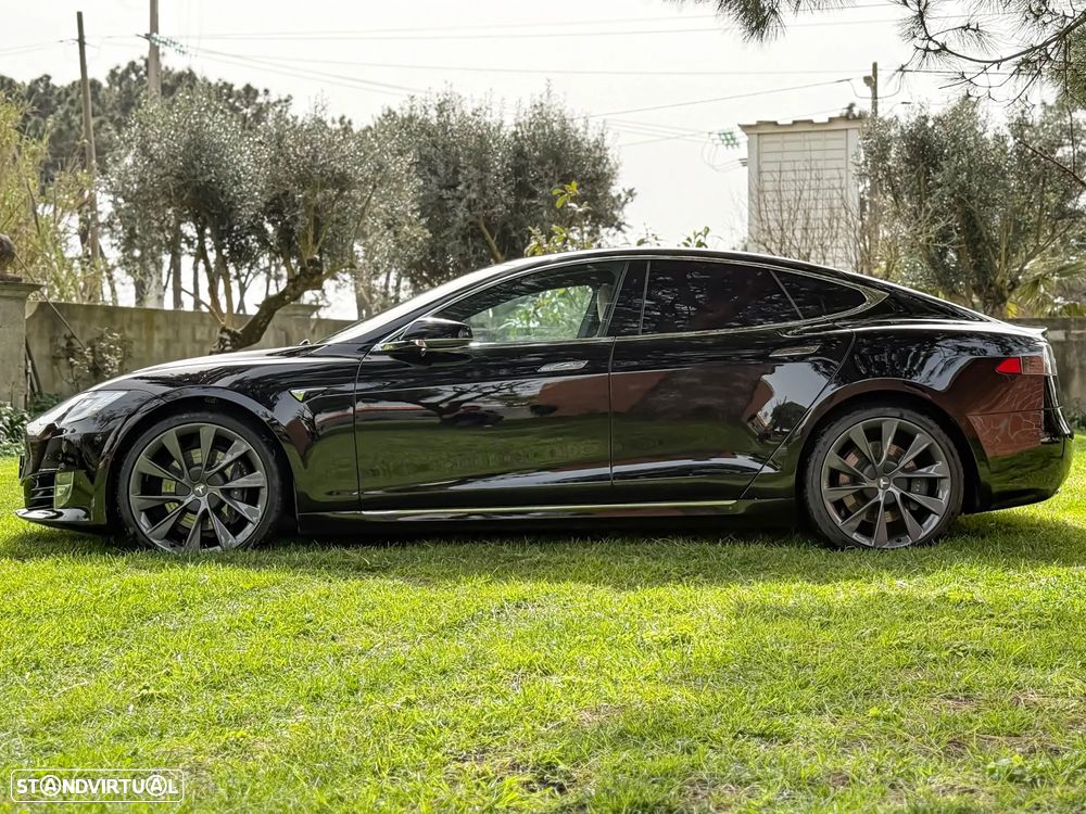 Tesla Model S Long Range - 6
