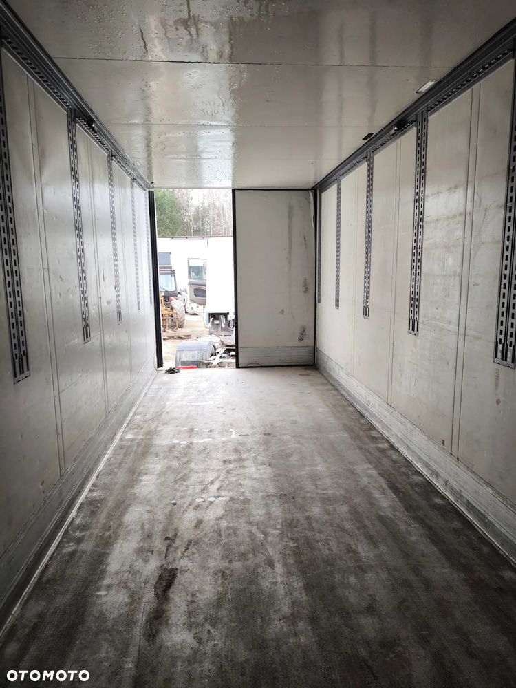 Kontener chłodnia SCHMITZ izoterma drzwi agregat MERCEDES ACTROS - 4