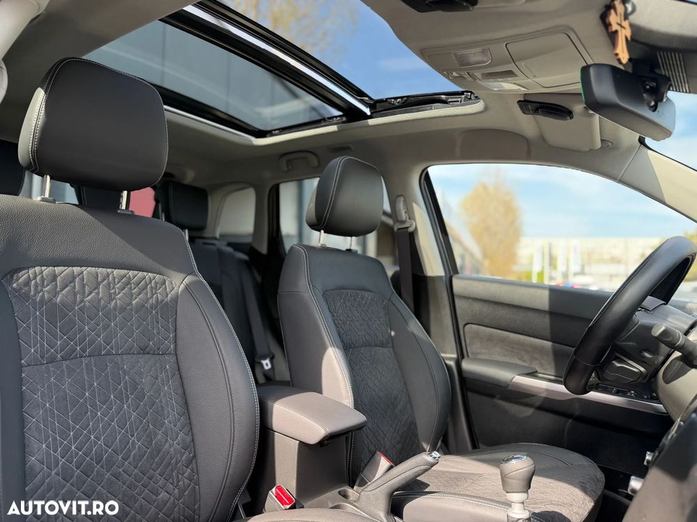 Suzuki Vitara 1.4 Boosterjet 6MT AllGrip MHEV Luxus - 29