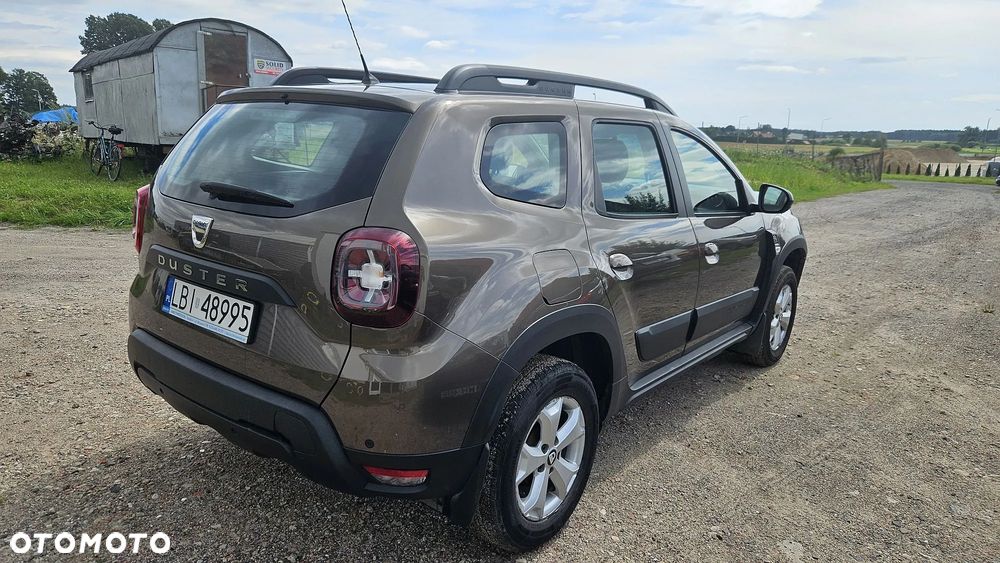 Dacia Duster 1.6 SCe Ambiance S&S - 4