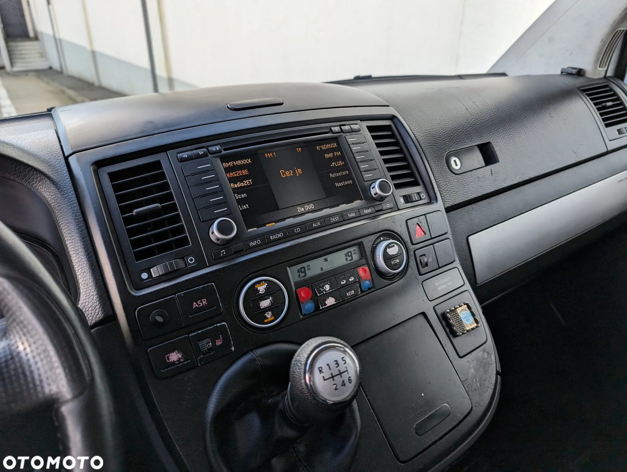 Volkswagen Multivan TDI L1 Trendline - 17