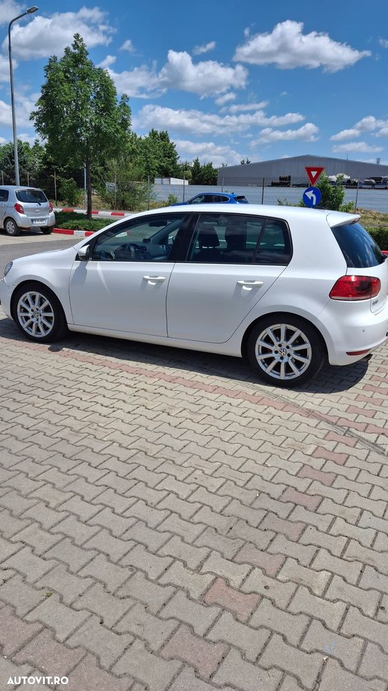 Volkswagen Golf - 4