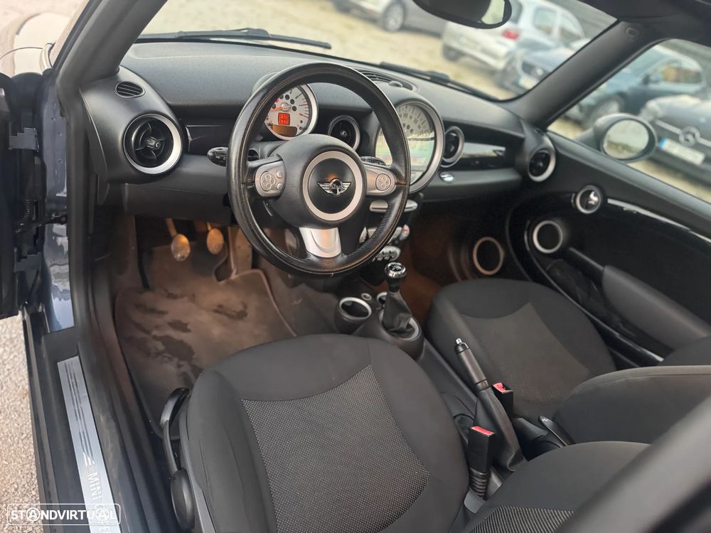 MINI 3 Portas Cooper - 11