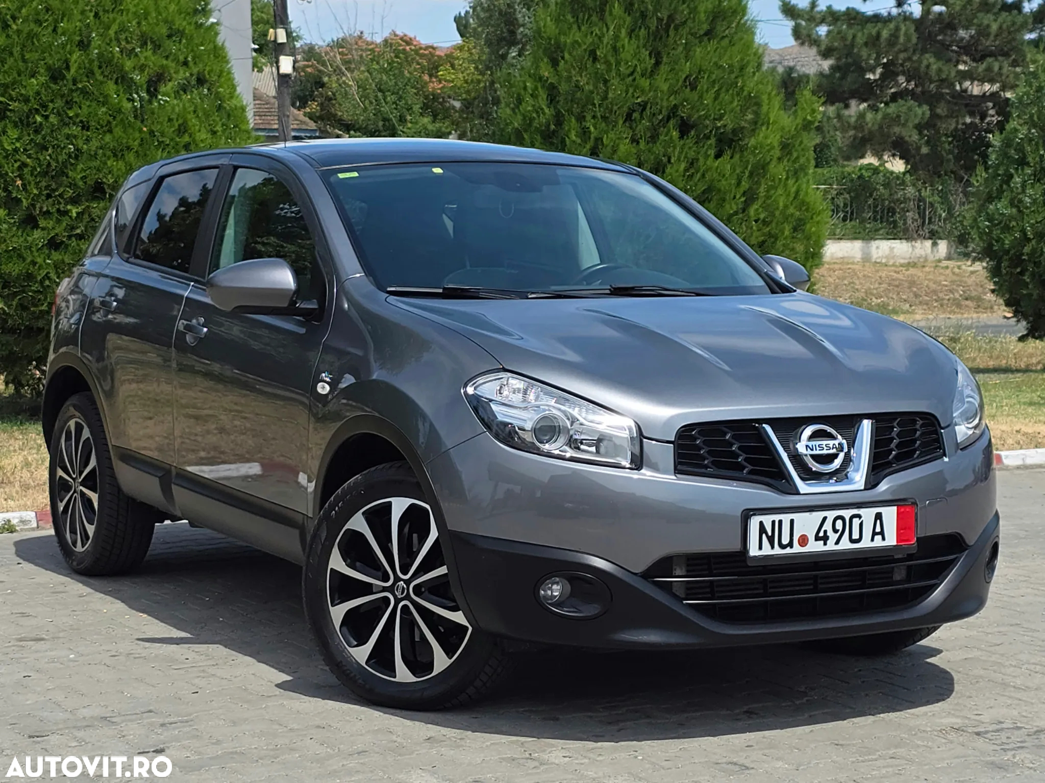 Nissan Qashqai 2.0 dCi DPF 4x4 Aut tekna - 4