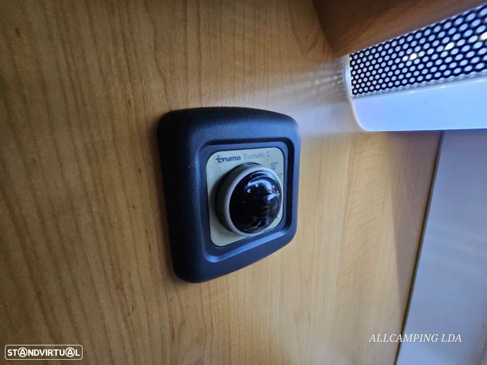 Hymer B Classic 655 CAMA FRANCESA + BASCULANTE - 56