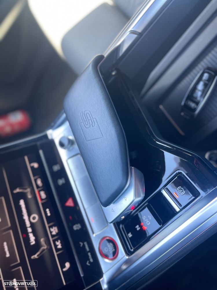 Audi e-tron S quattro - 39