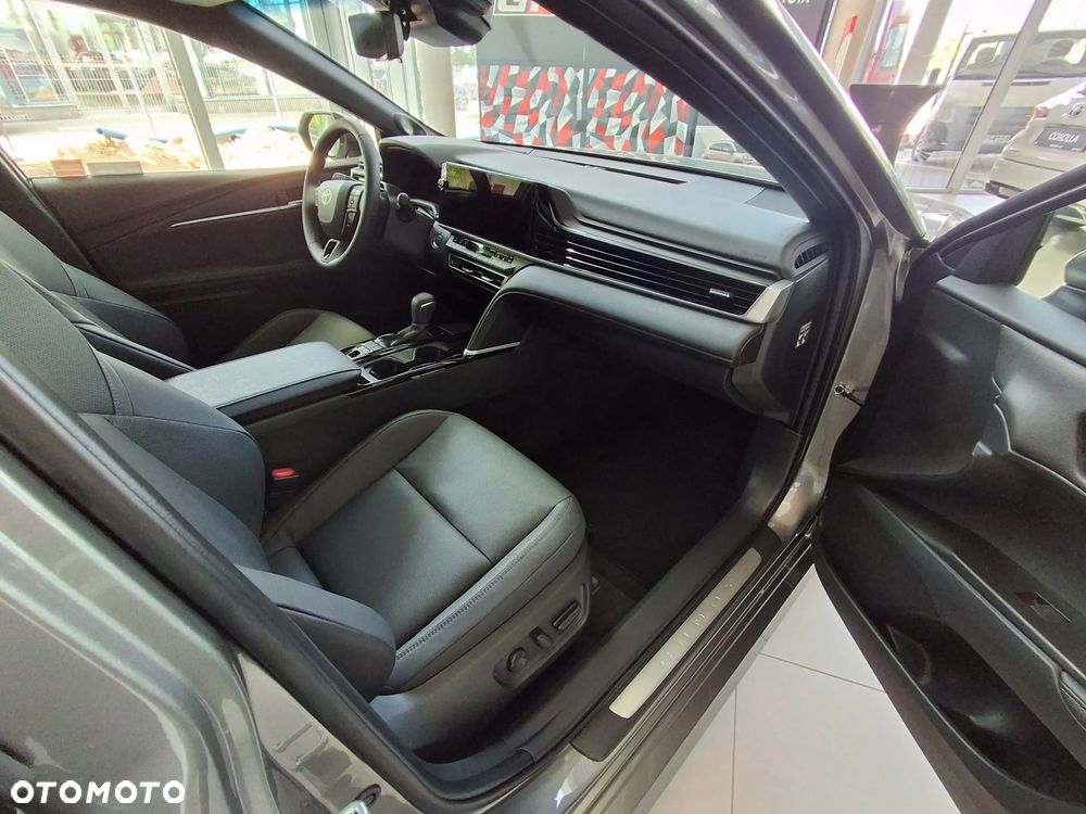 Toyota Camry 2.5 Hybrid Dynamic Force Executive e-CVT - 15