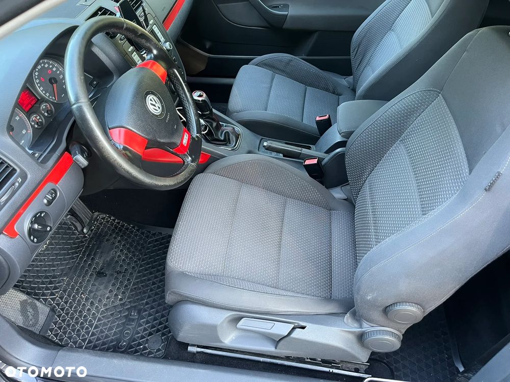 Volkswagen Golf V 2.0 TDI DPF GT Sport - 10