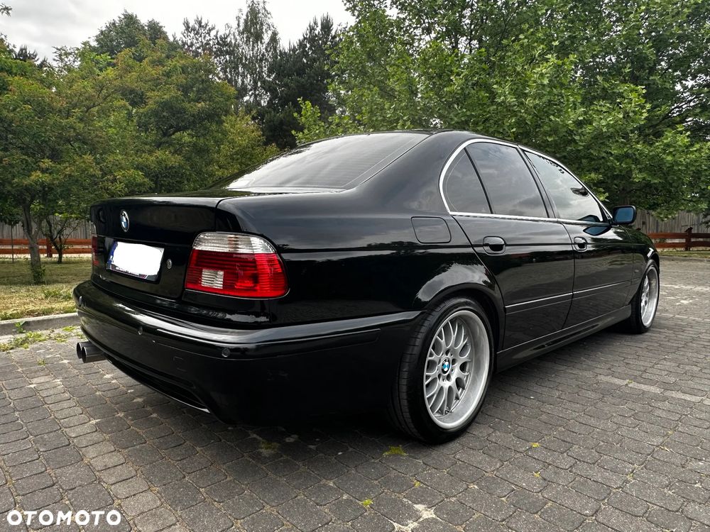 BMW Seria 5 540i - 15