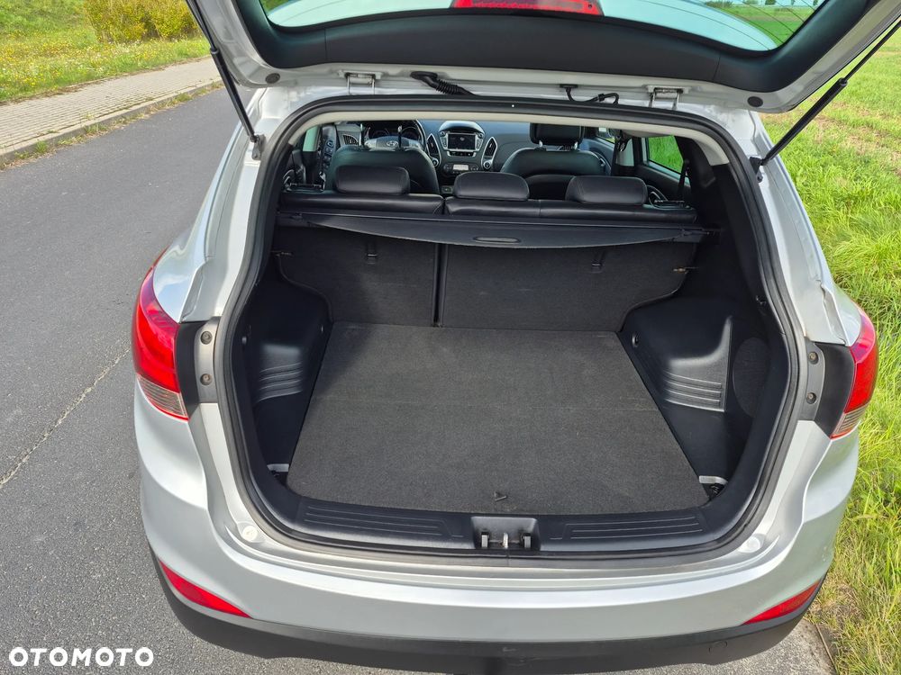 Hyundai ix35 2.0 CRDi 4WD Automatik Premium - 12