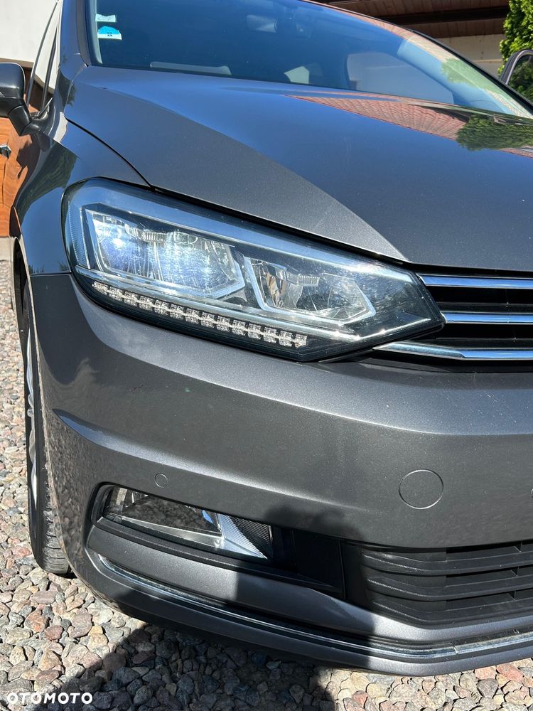 Volkswagen Touran 2.0 TDI SCR DSG ACTIVE - 26